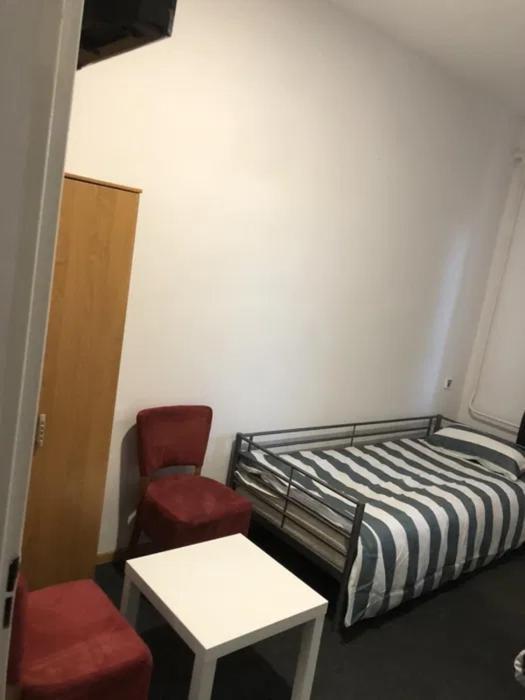Hostel Leszno Ul.Uslugowa Eksteriør bilde